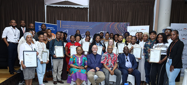 Caption 1 2024 Innovation Festival Winners , award presenters and Guest Speakers_myUnisa_lead.jpg